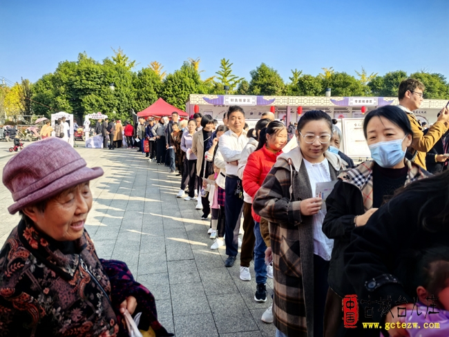 【今天】台儿庄区第二届中医药文化节开幕（图）